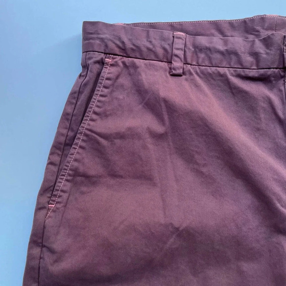 Vineyard Vines Breaker Shorts 9 Inch Inseam Brown Chino Size 36 - Picture 3 of 9
